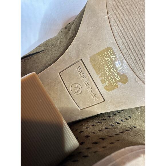 NWOT Kaari Blue Size 7.5 Vacation Pointed Toe Suede Block Heel Sandal Nude Green - Picture 10 of 12